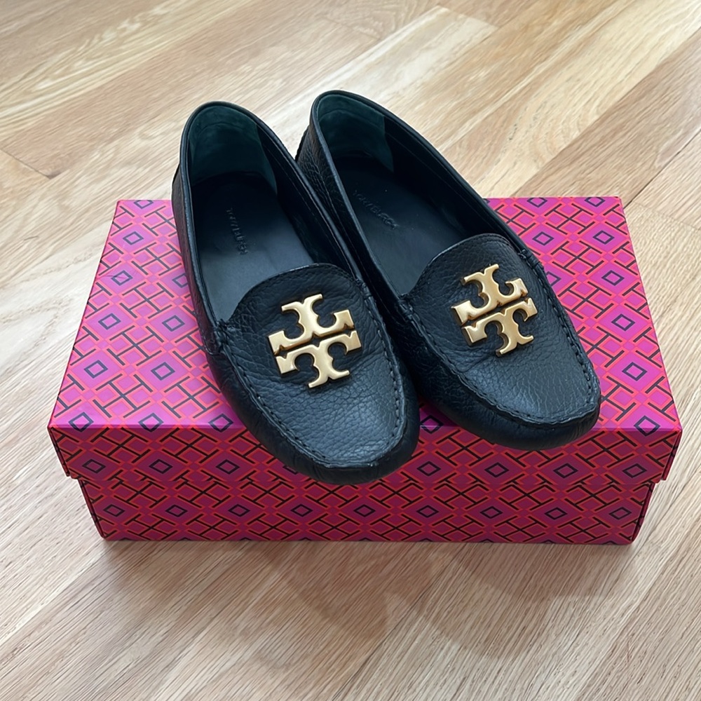 Tory Burch Everly Driver Black Leather Flats - Size 5.5 - Picture 2 of 8